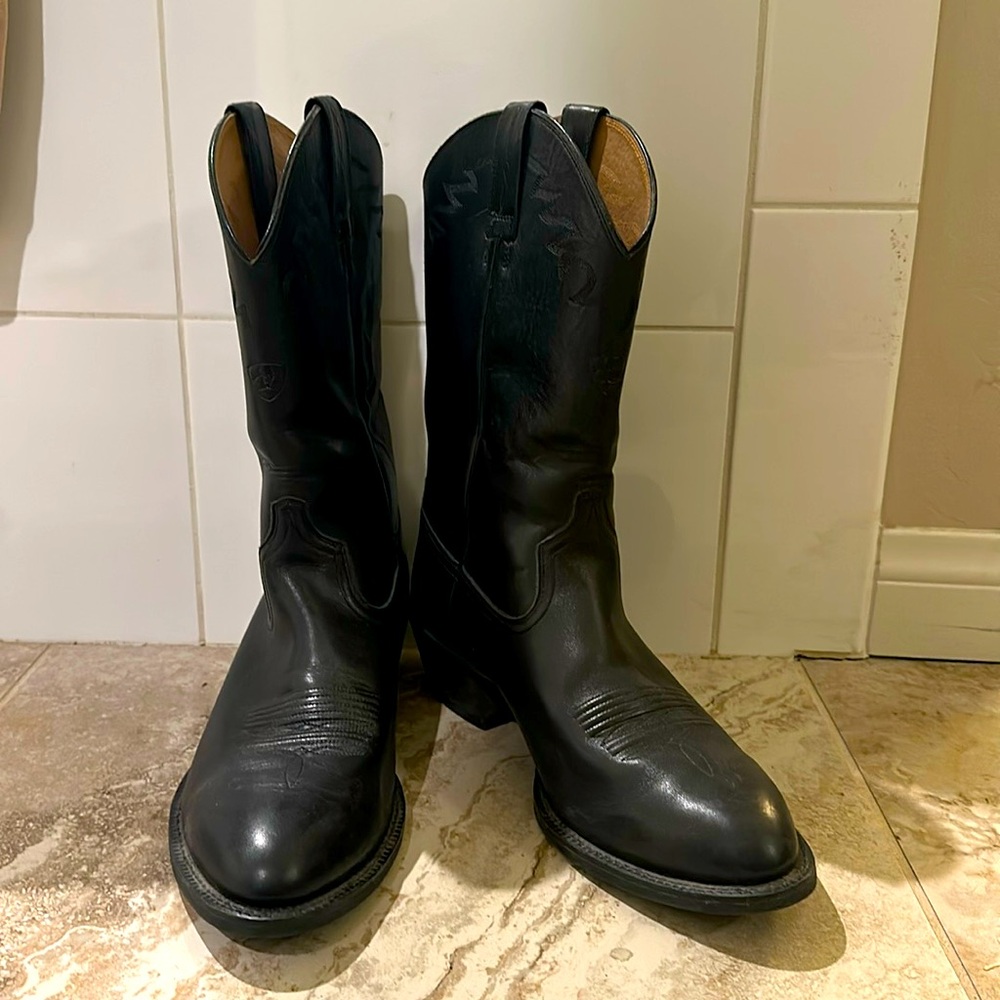 Men’s Ariat Cowboy Boots